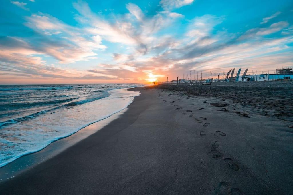Roma Al Mare! Le Comete Del Borghetto Lido di Ostia Ngoại thất bức ảnh